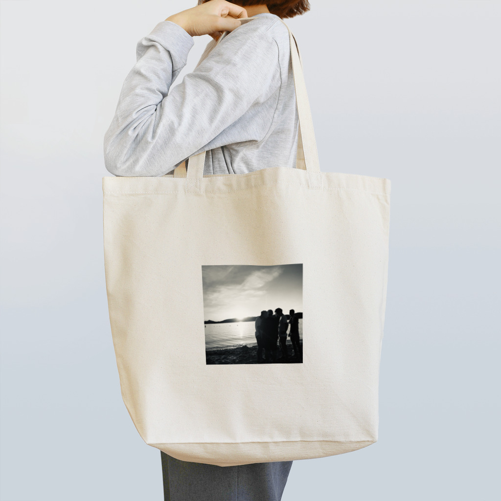 22 shirtのSunrise Print  Tote Bag