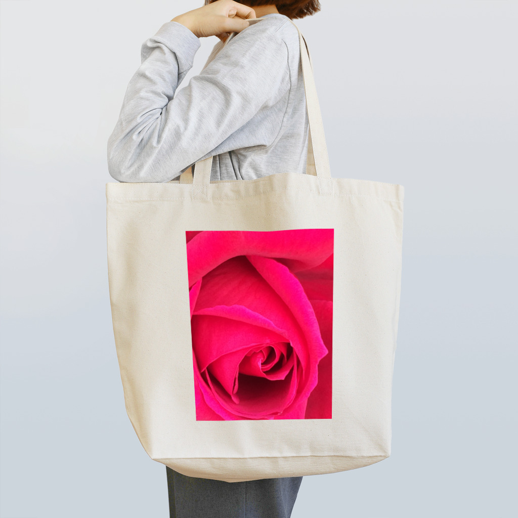 ヌヴェルのまっピンクなバラ Tote Bag