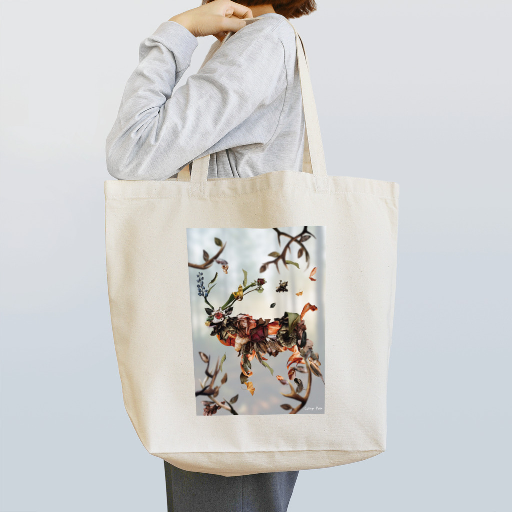 Yuumi Sugiuraの葉の鹿／鹿の枝 トートバッグ
