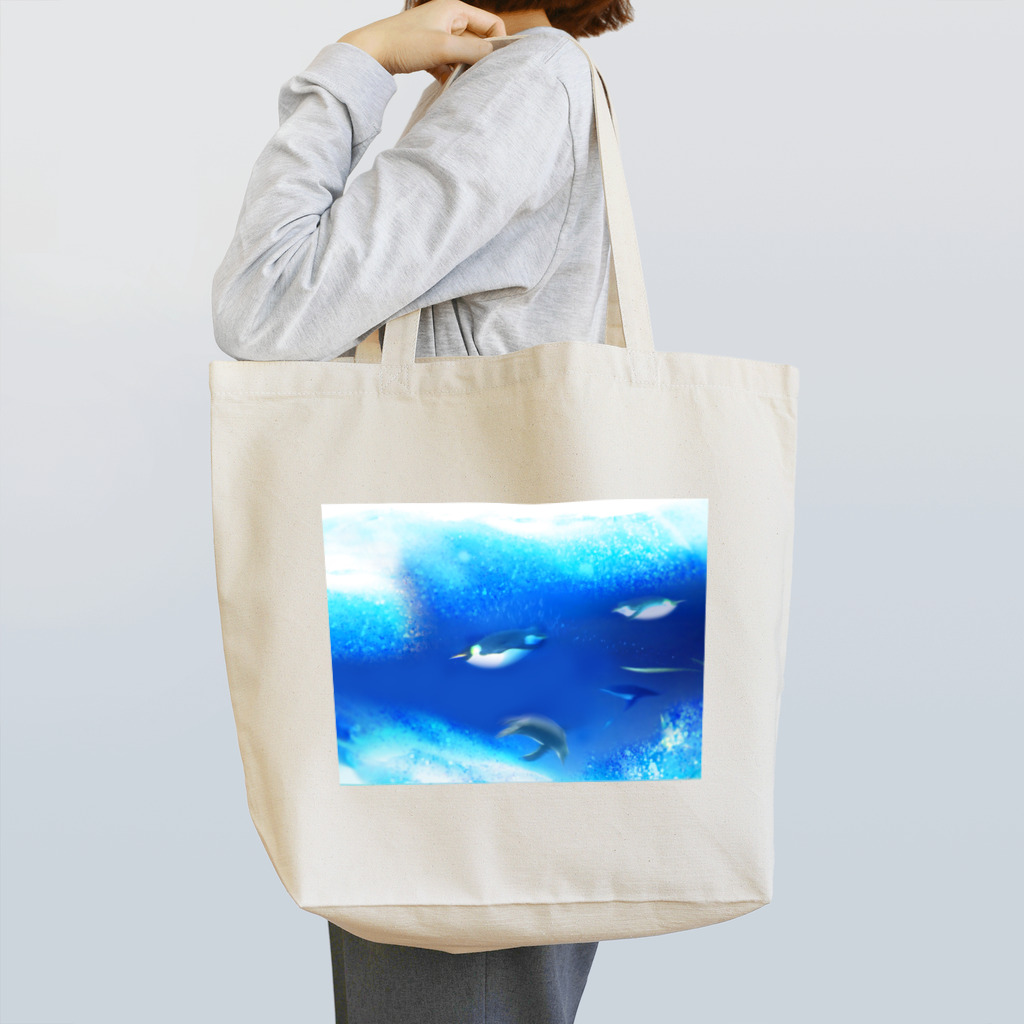 森林木太郎の泳ぐペンギン Tote Bag