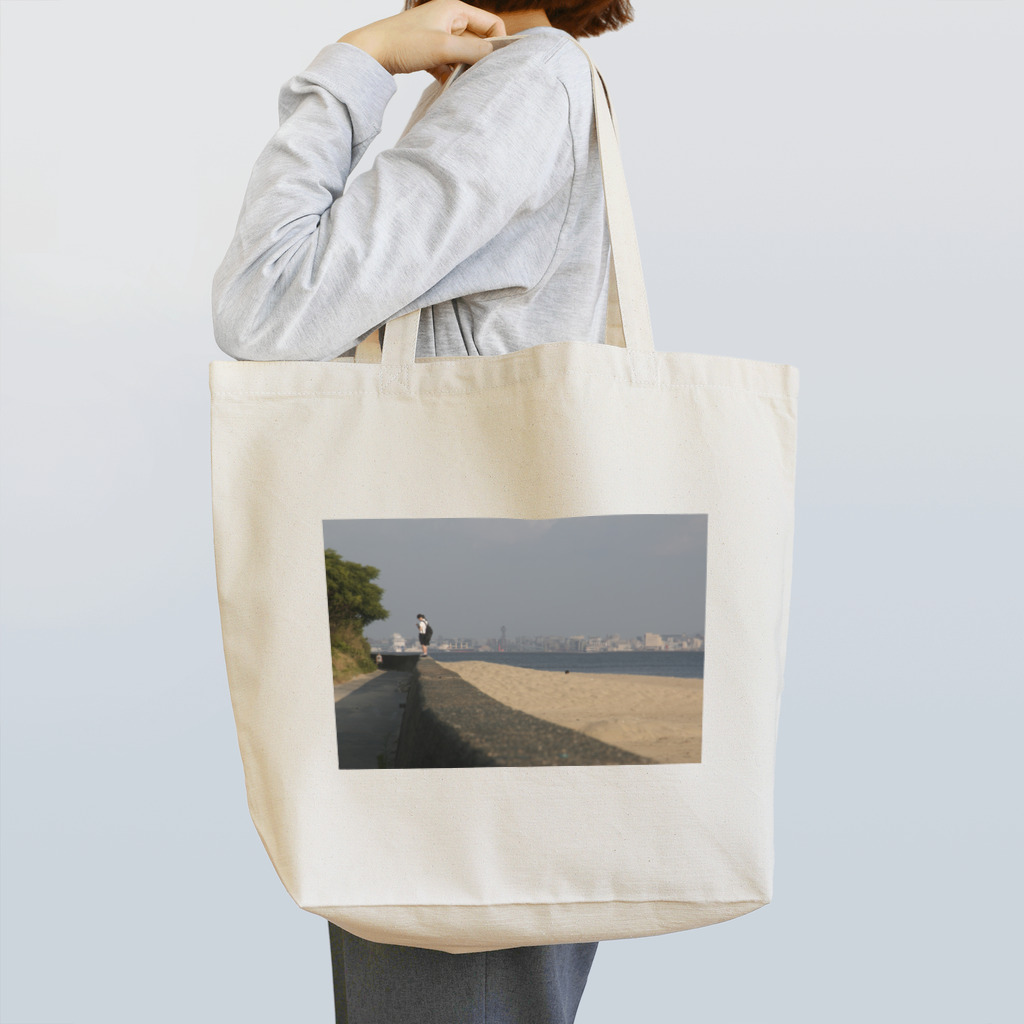 竹下キノの店の防波堤少女 Tote Bag