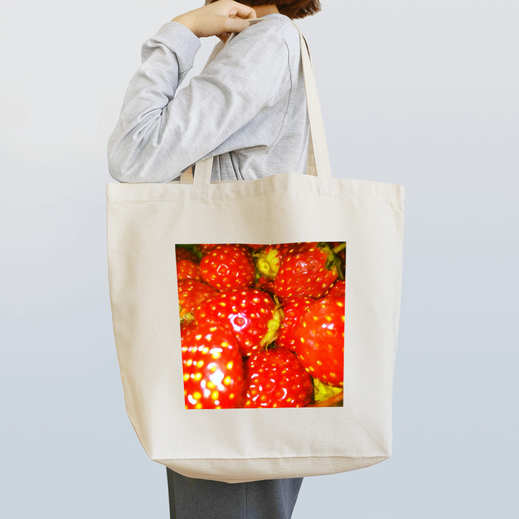 れんとチキンジョージのいちご Tote Bag