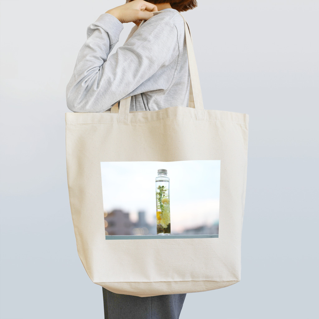 woiのハーバリウム（黄） Tote Bag