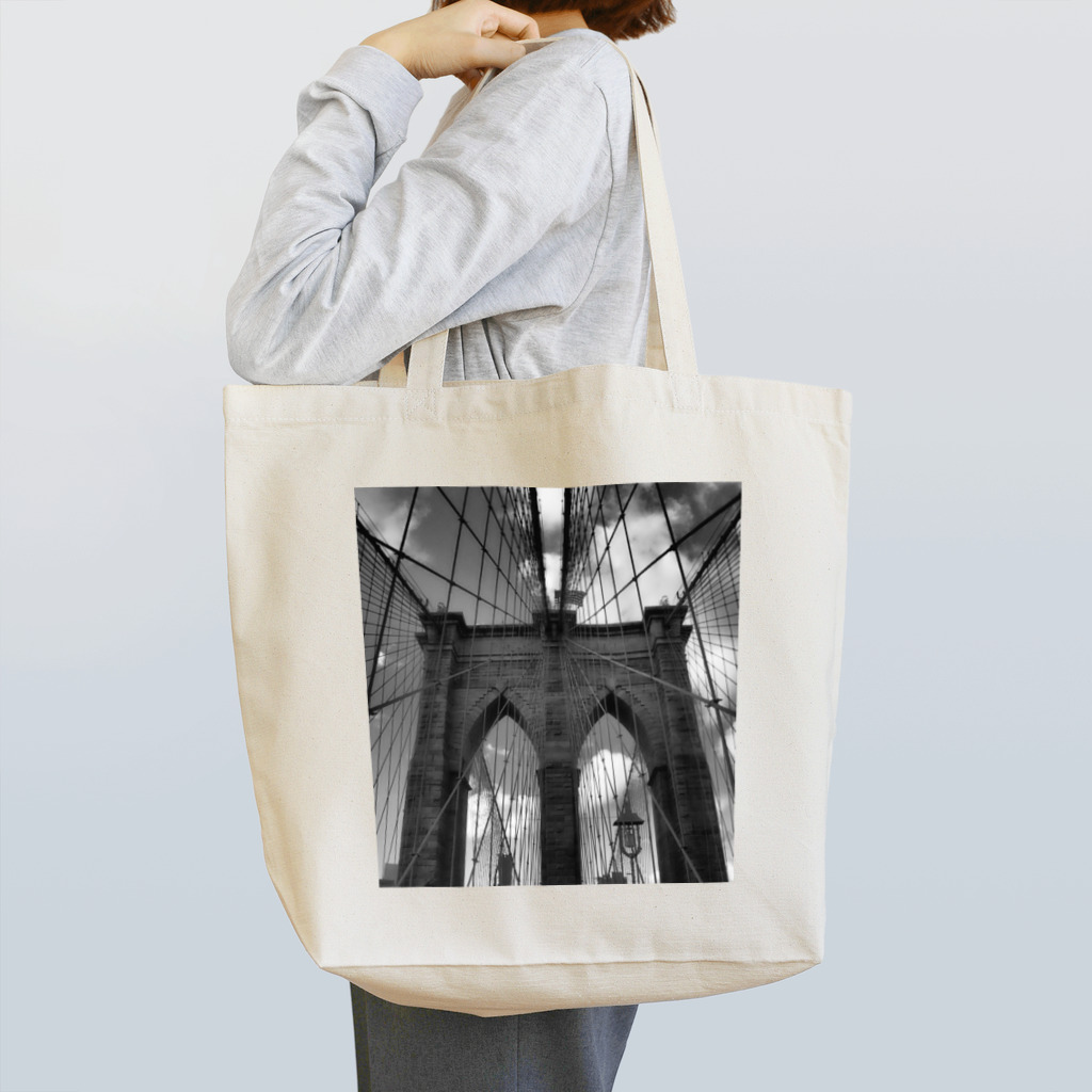 Haruki HorimotoのBrooklyn Bridge Tote Bag