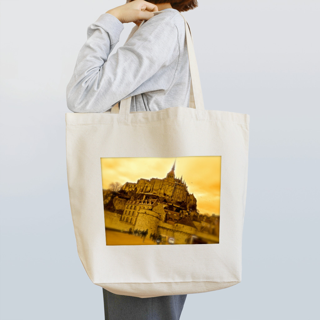 cuchanのmont-saint Tote Bag