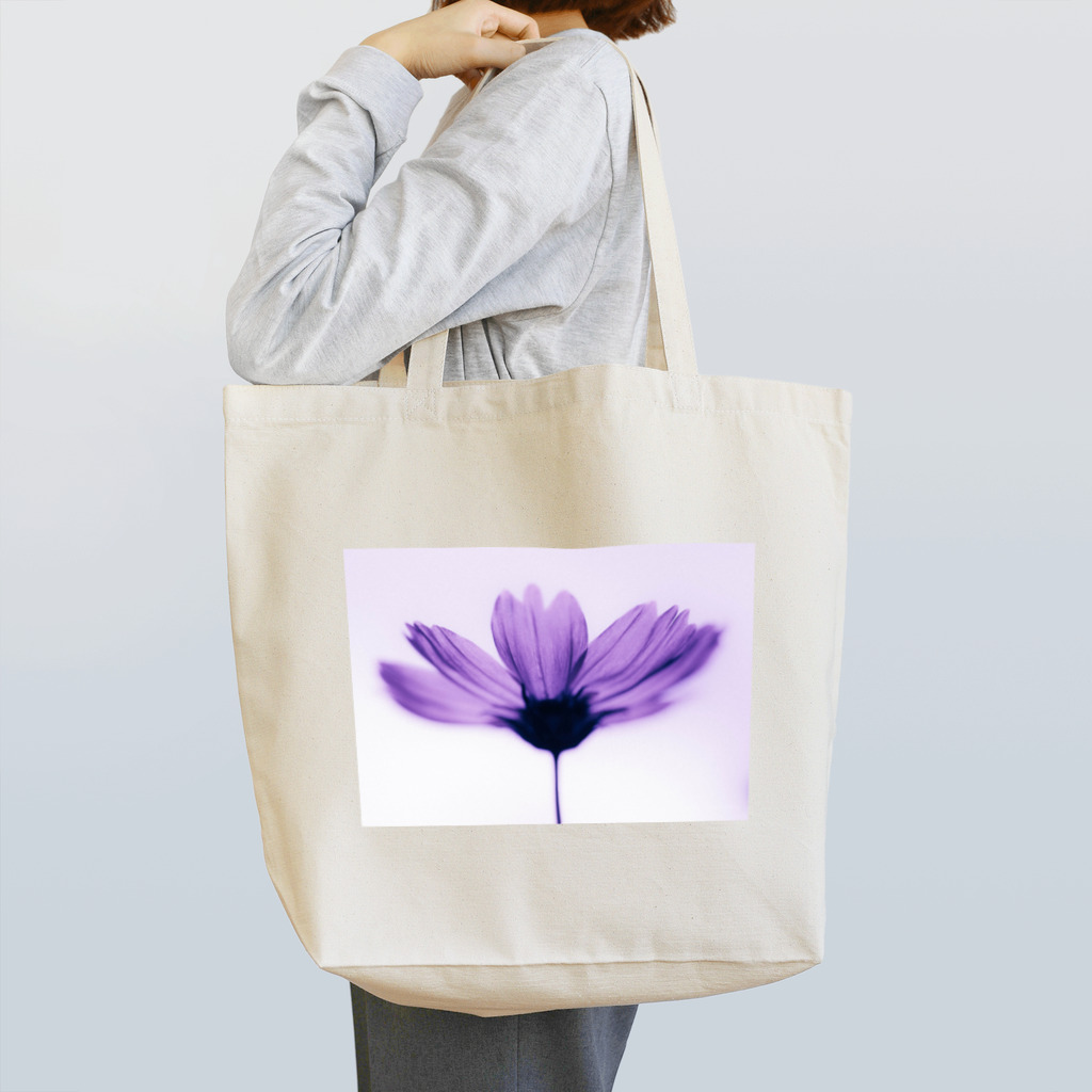 Libra photoのコスモス1 Tote Bag