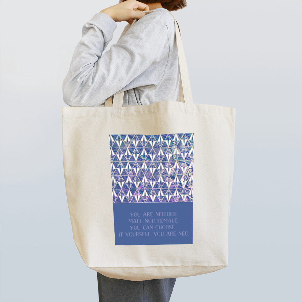 梧峪愁馬（キリタニシュウマ）の二面性ネオ A Tote Bag