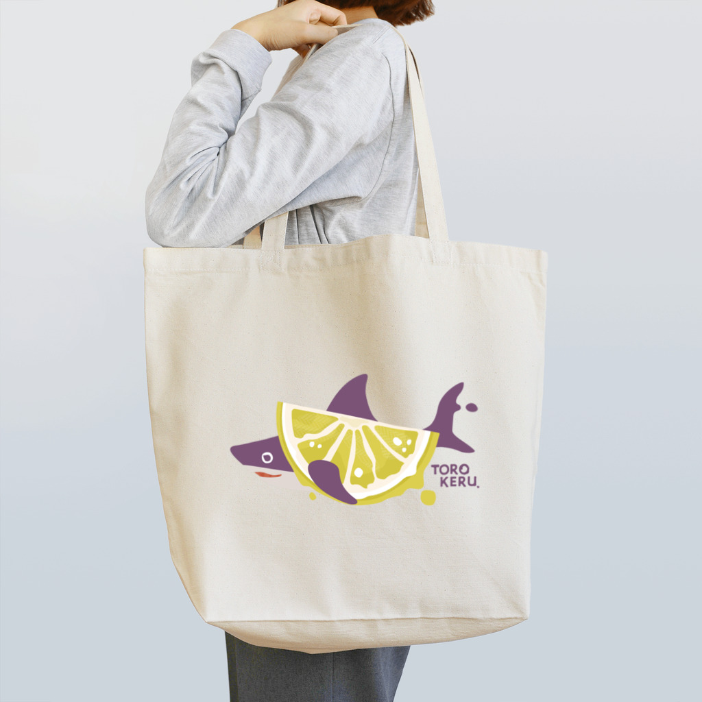 さかたようこ / サメ画家の檸檬ととろけるおサメさん | TOROKERU SHARK Fresh Lemon! ｜ Single Tote Bag