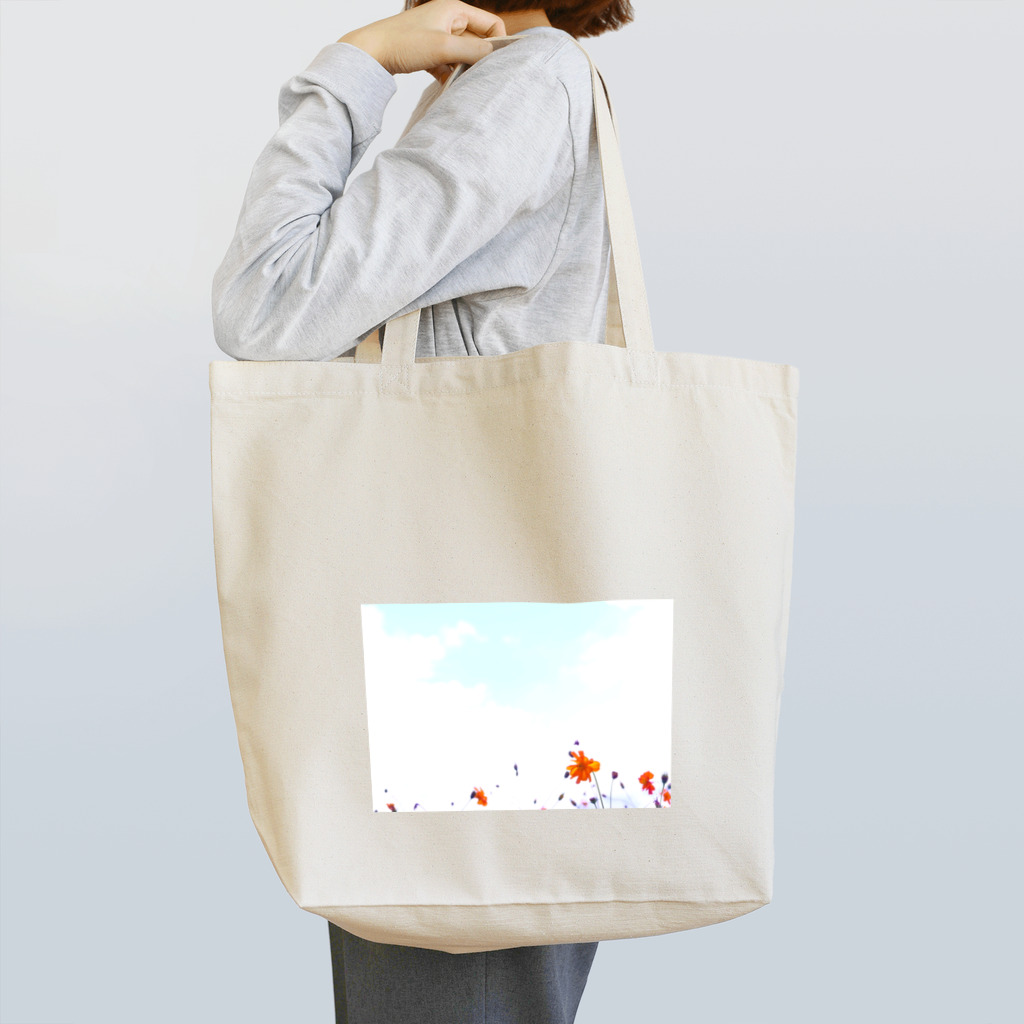I.,Akaneの秋桜と空 トートバッグ