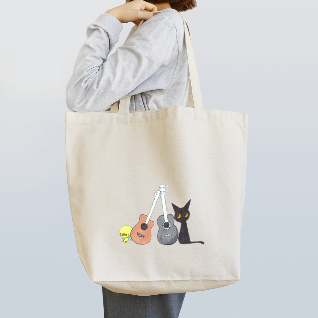 tsubasamoonの天使のひよこちゃんと黒猫ムーン アコースティック トートバッグ
