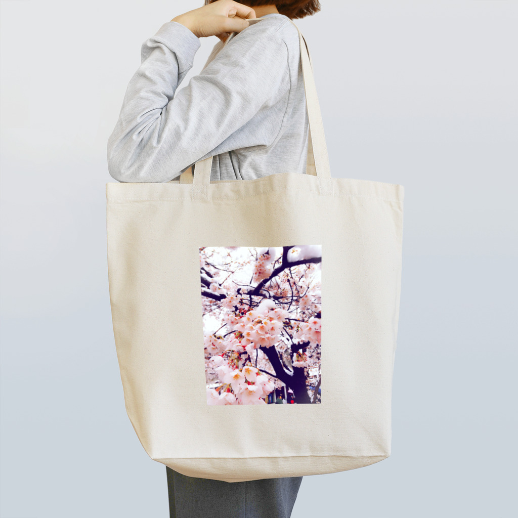 アルチンボルディ社の雪桜１ Tote Bag