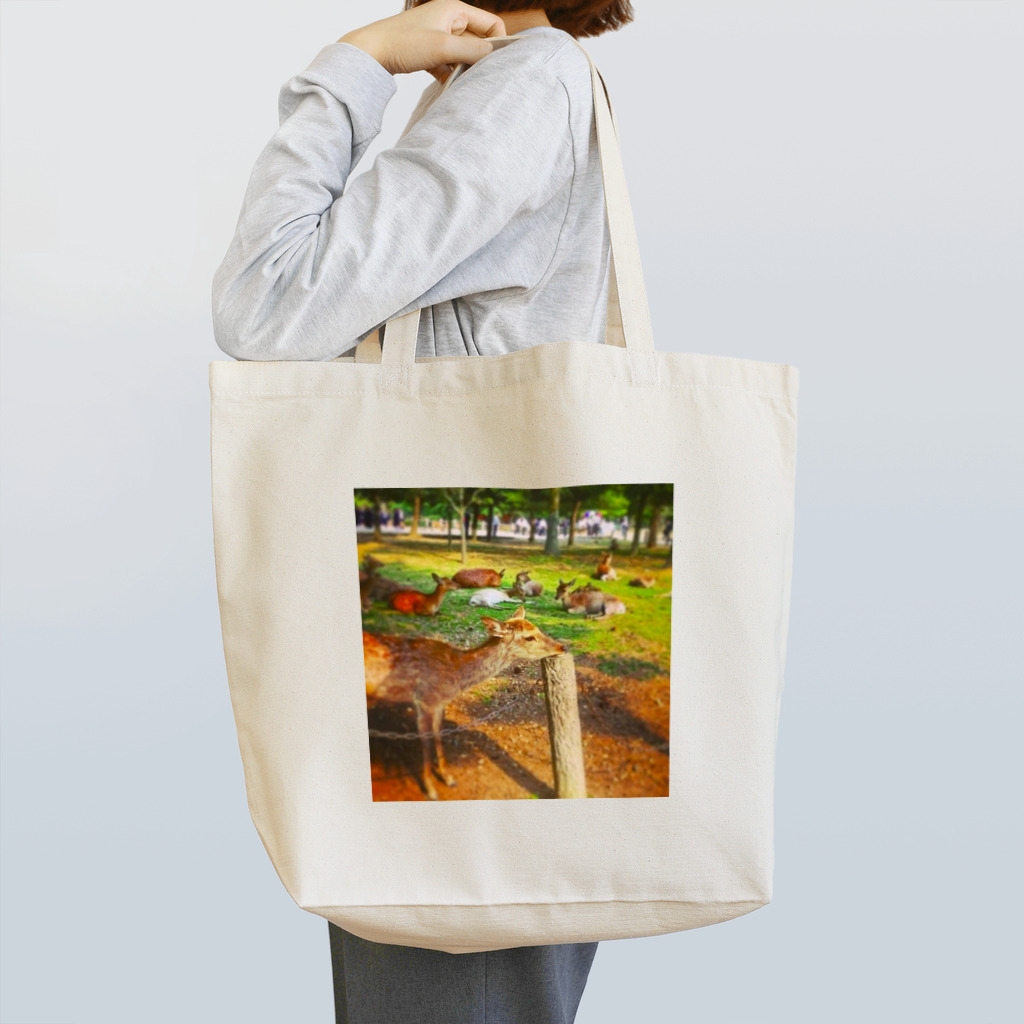 ならばー地亜貴(c_c)bのあごのせ奈良の鹿 Tote Bag