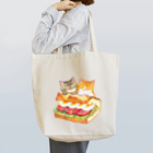 Natsumi Otsukaのトマトバゲットサンドな猫のトート トートバッグ