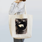 ヘンコジ物販の冷凍餃子を焼いている Tote Bag