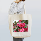 fun timeのPink camelia blooming カメリア Tote Bag