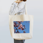 すみれ色のいえのはるのそら Tote Bag