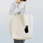 いちごのネコの振り向きネコチャン黒 Tote Bag