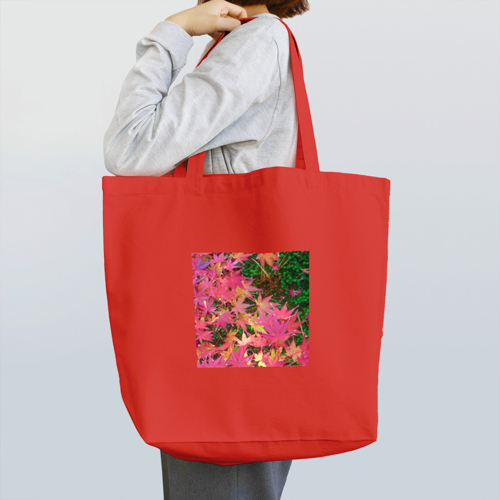 kotyae★roomの紅葉と苔 トートバッグ