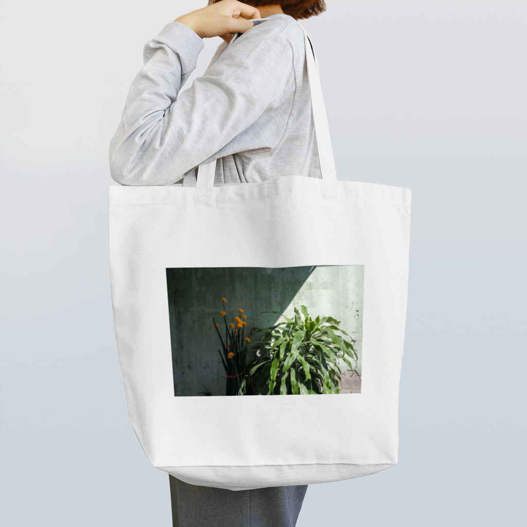 Hot Sara Paoの花/葉 Tote Bag