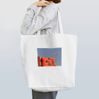 Somewhere in SuburbのNever Know Why Tote Bag