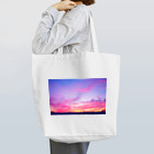 DOLUXCHIC RAYLOのPink Sunset sky Tote Bag