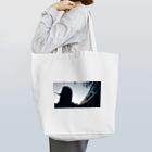 古春一生(Koharu Issey)の夜から朝へ Tote Bag