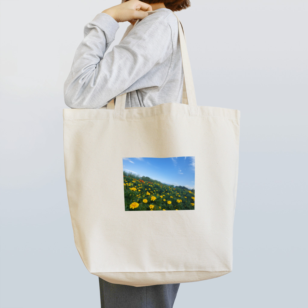 Syukisyukiのマリーゴールドの花畑 Tote Bag