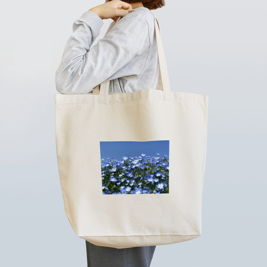 mofufu picturesのNemophila Tote Bag