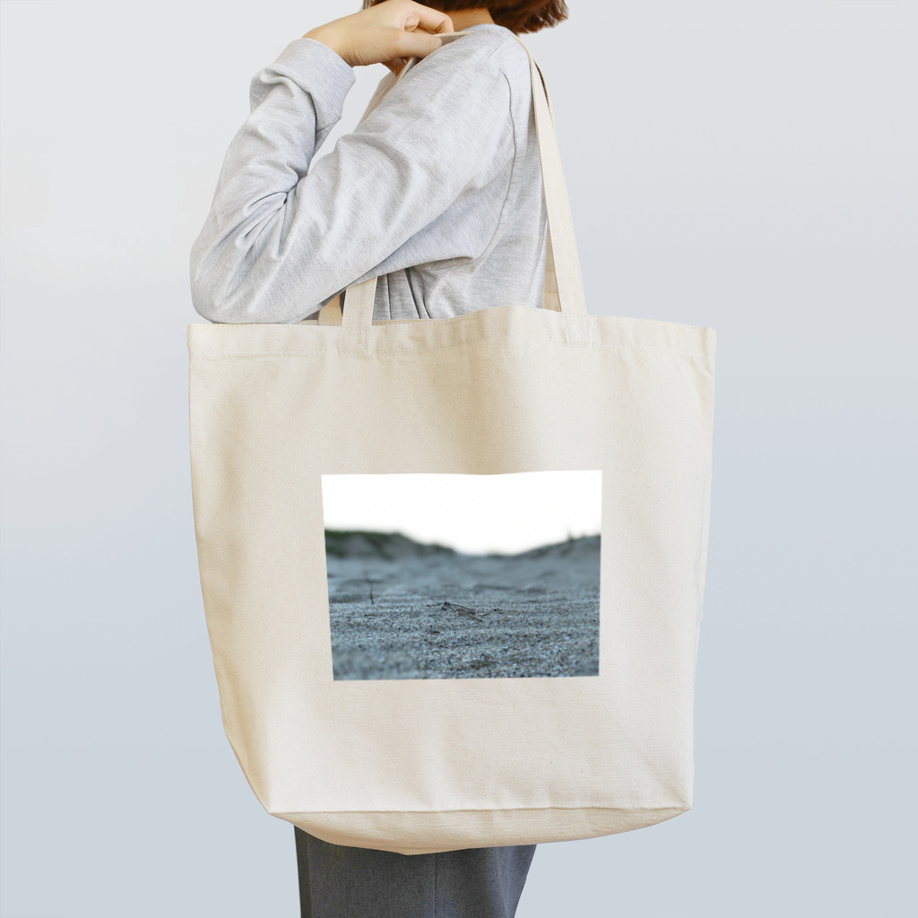 Satakaの朝方の浜辺 Tote Bag