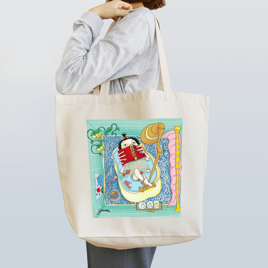 アニミタコミカのトートバッグ：お風呂の時間 Tote Bag