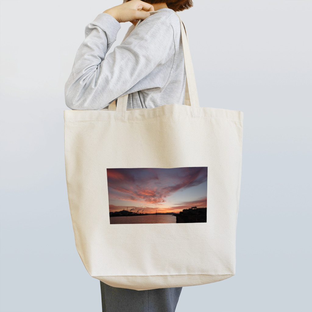 椿の朝焼けフォトグラフ Tote Bag