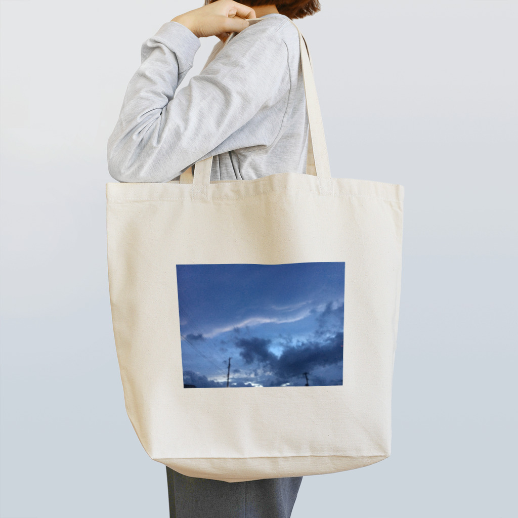 DELIVERYのとある日の空（iPhone7用） Tote Bag