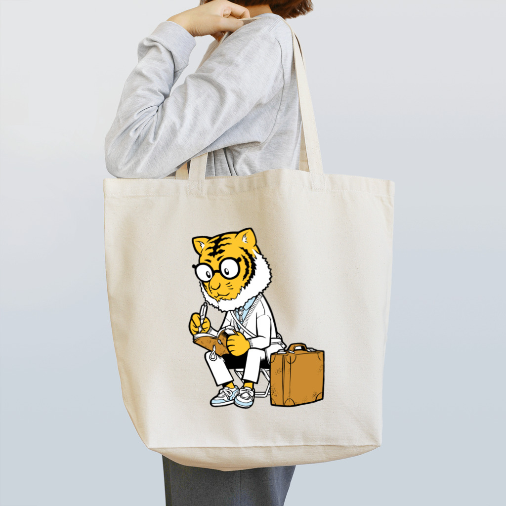 イラストレーター平戸三平のトラのトラベラー Tote Bag