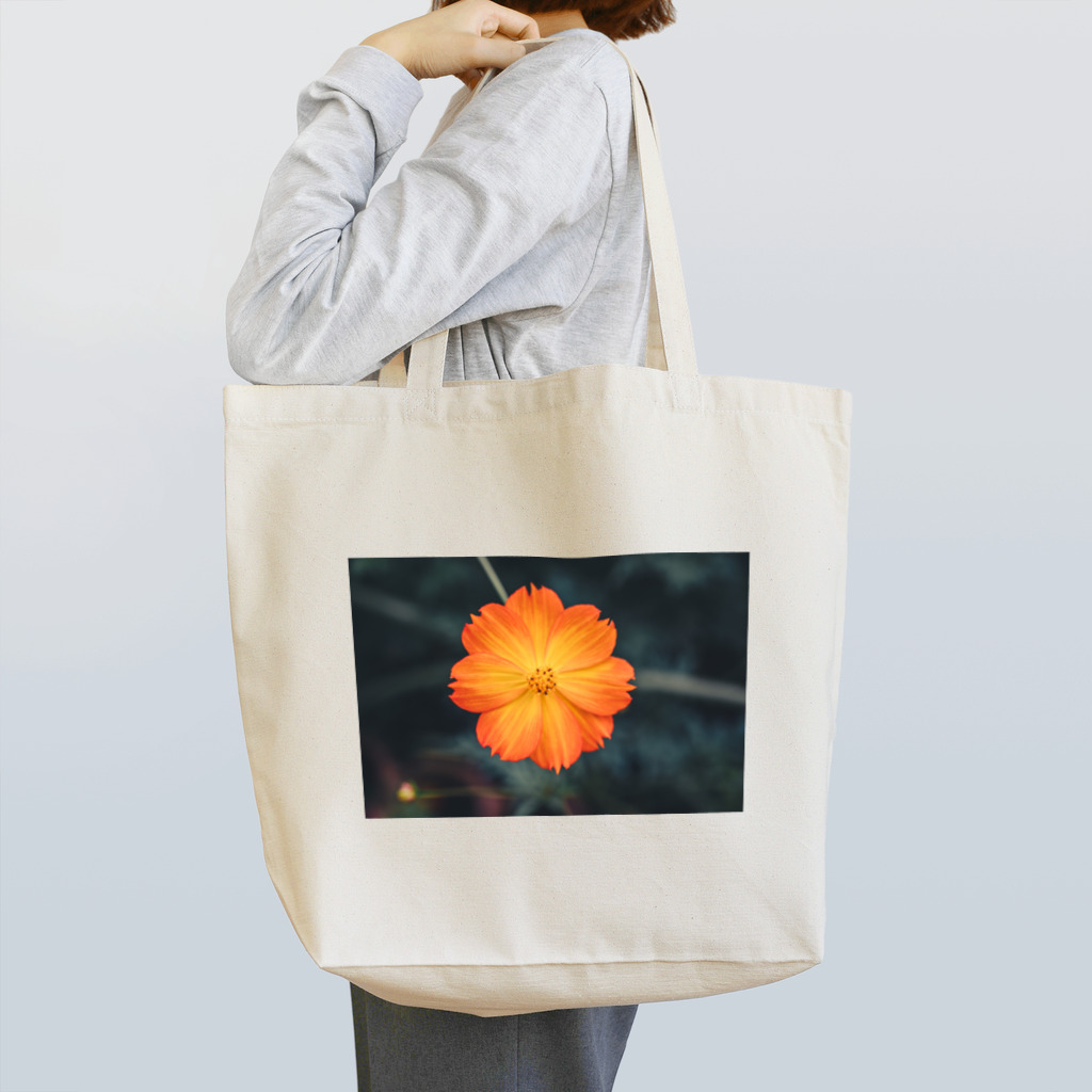 日常の一コマのコスモス Tote Bag