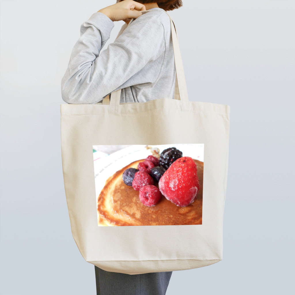 イエローローズのフルーツの森のパンケーキ Tote Bag