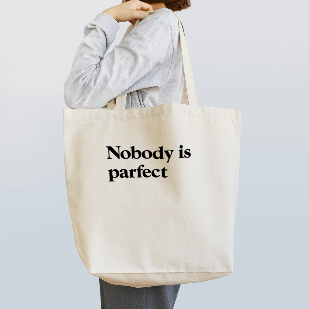 nagueyariのNobody is parfect トートバッグ