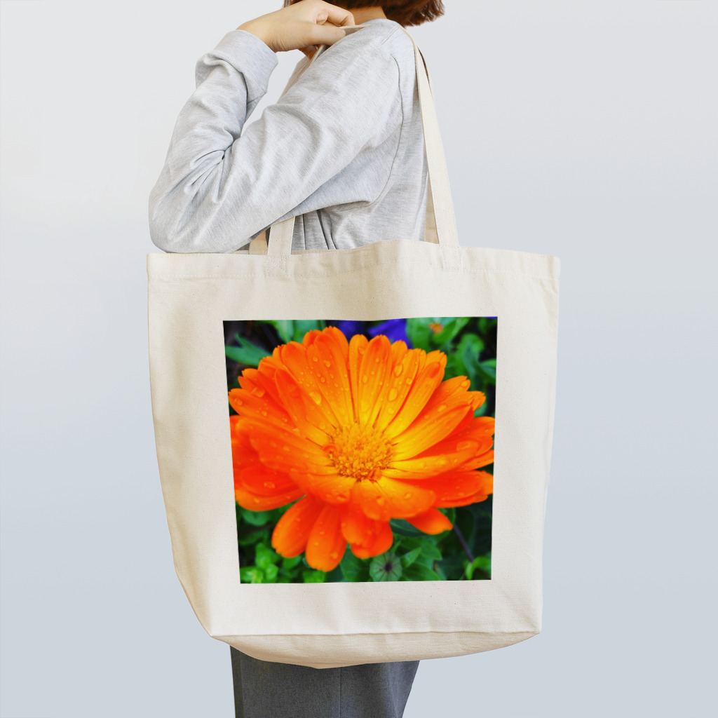 miyupsychedelicのオレンジの花 Tote Bag