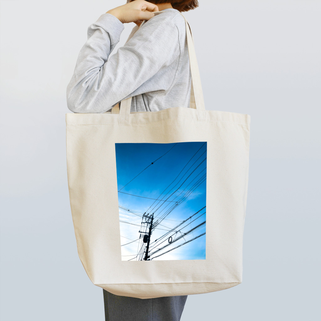 もず黒の青空グラフィック Tote Bag