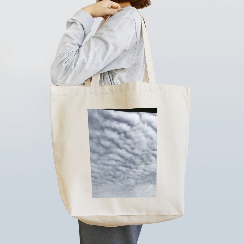 奈樹(なな)のうろこ雲 Tote Bag