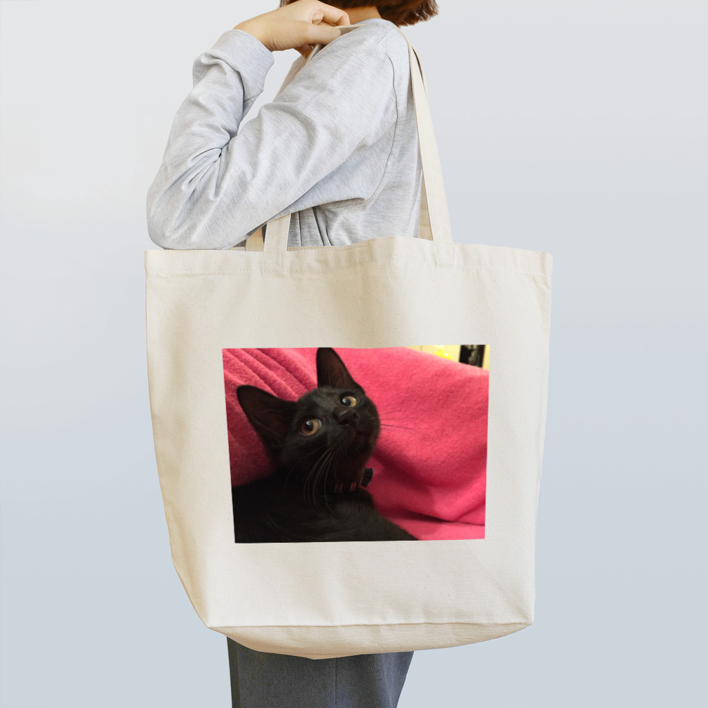 トーガとマルニの流し目トーガ Tote Bag