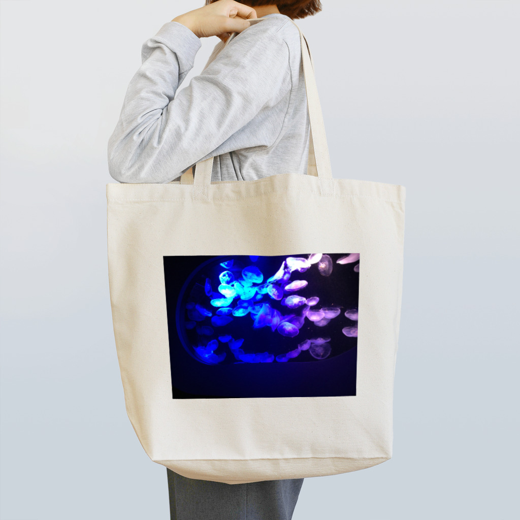 Boppy Bopの海月ナイトアクアリウム Tote Bag