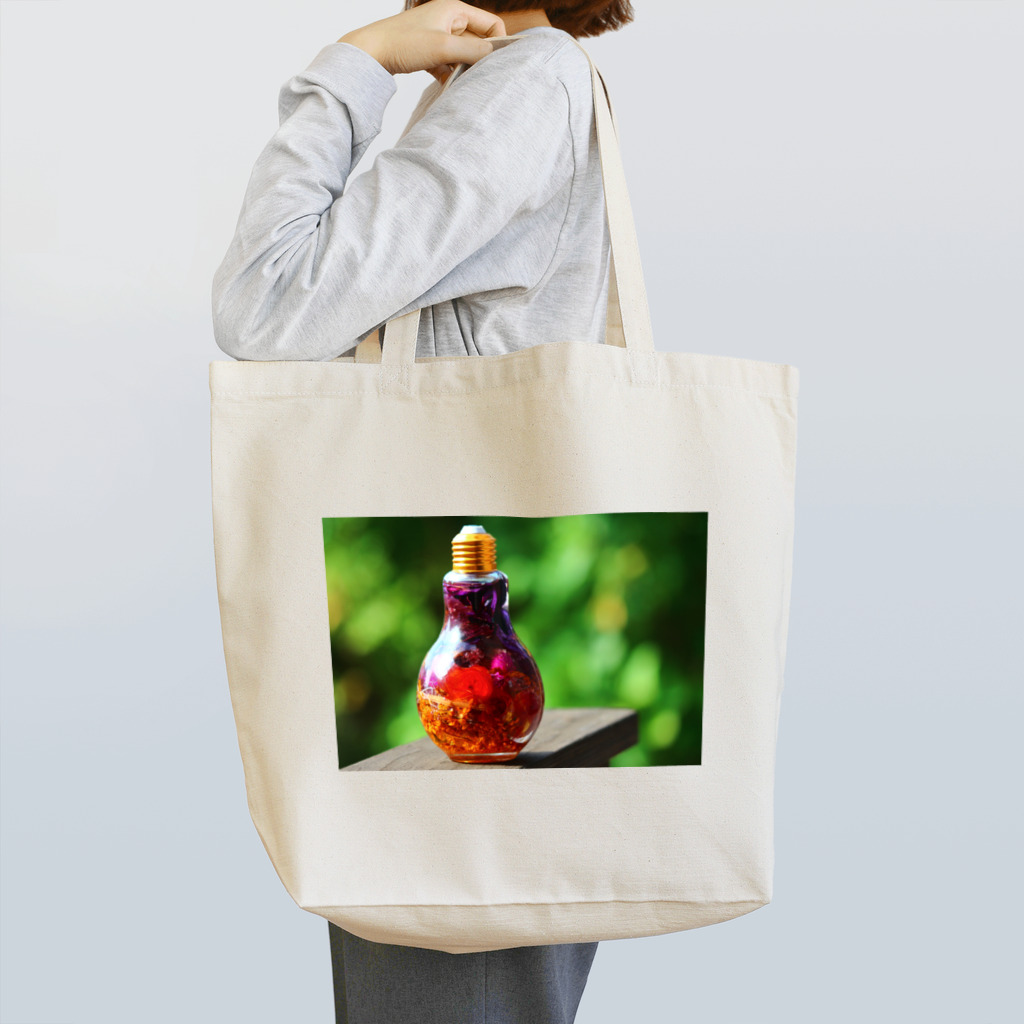 如夢幻の紫と橙のハーバリウム トートバッグ
