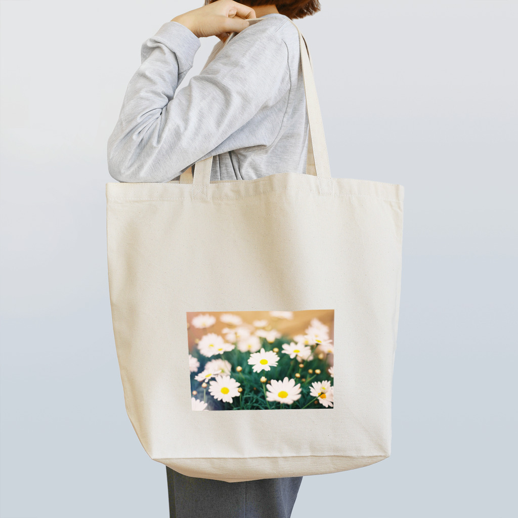 スポンジの記憶の中のキク科のお花 Tote Bag