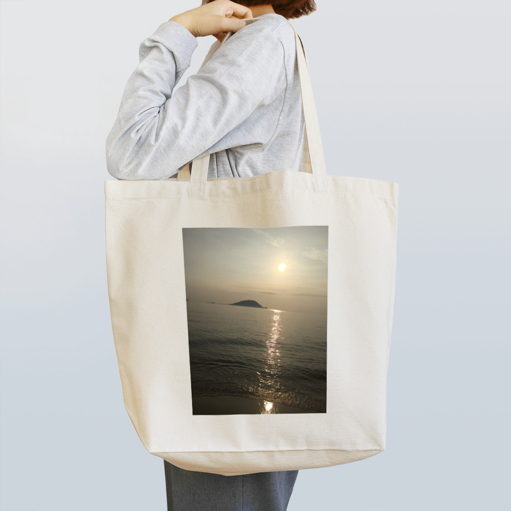 hokutyuikkalのrelaxea Tote Bag