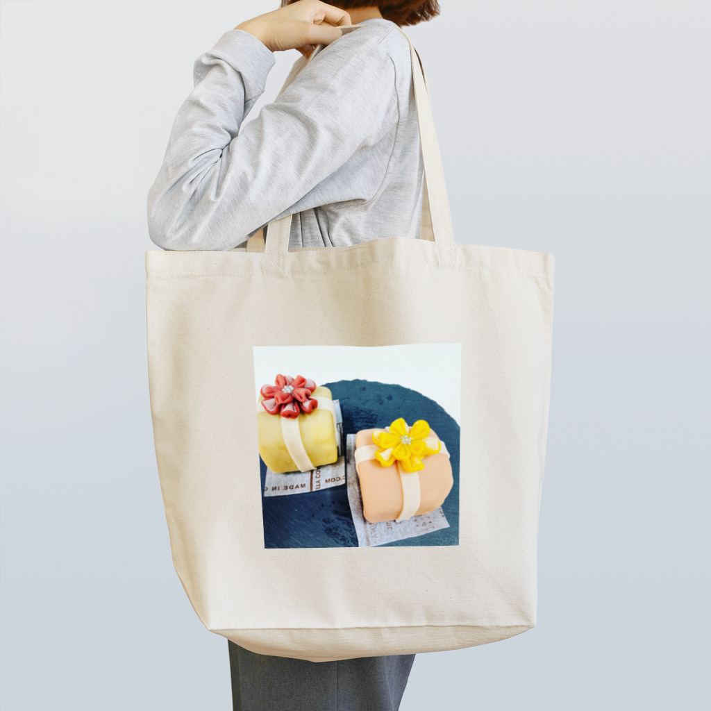 Neo102c.cのお菓子のプレゼント Tote Bag
