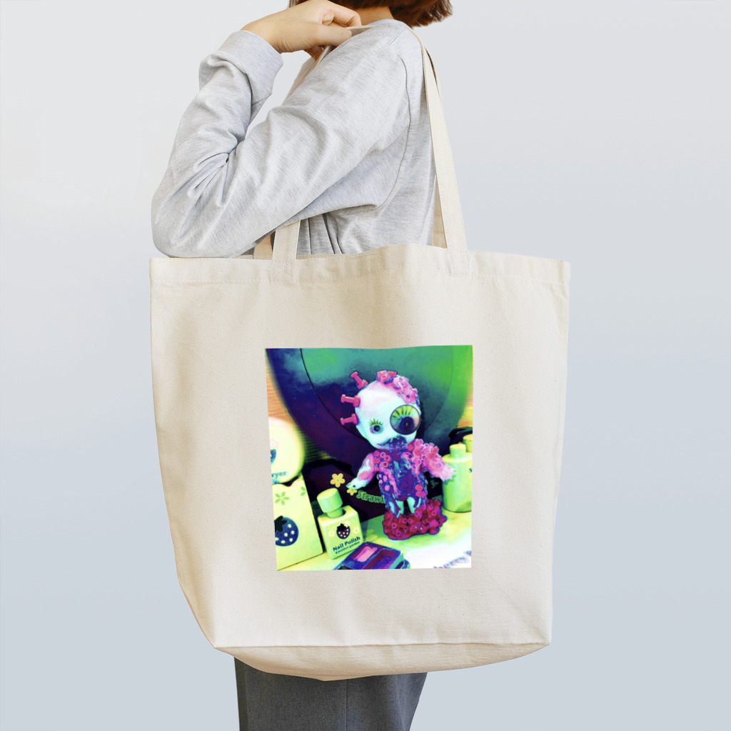 egg Artworks & the cocaine's pixの物語『トロちゃん』 Tote Bag