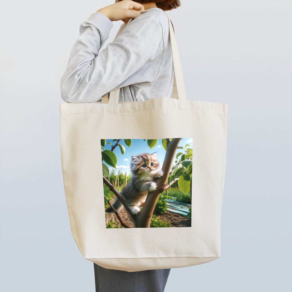 IloveCatのおてんばな子猫は木登り Tote Bag