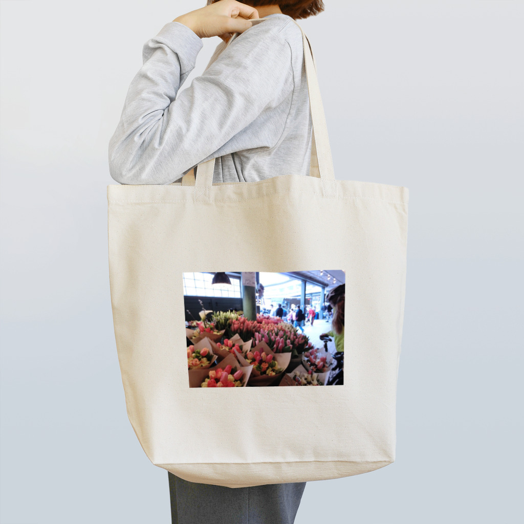 ニューヨークのシアトル市場 花 Tote Bag