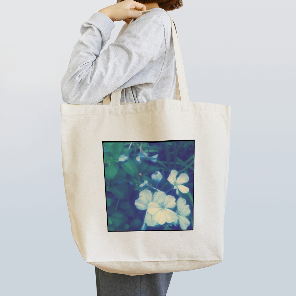 minimumのblue flower Tote Bag
