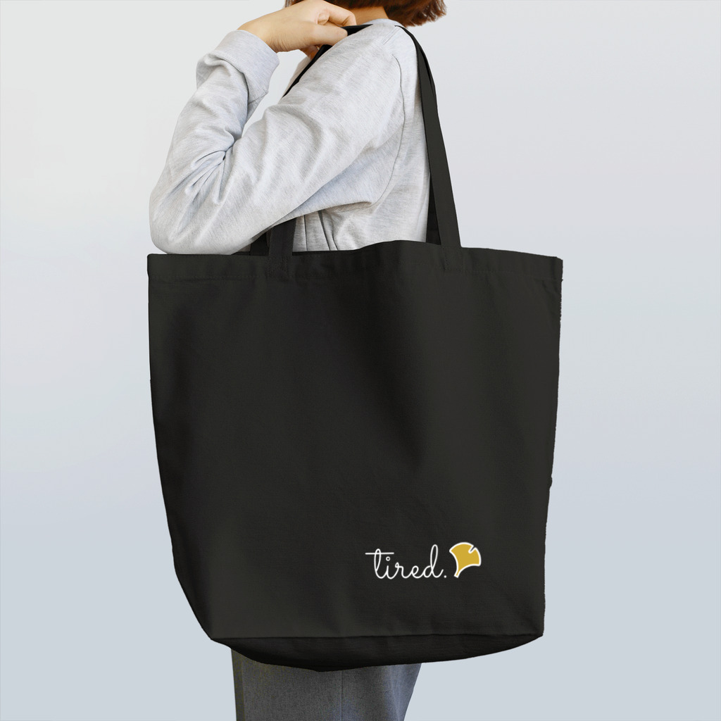 tired.の【オータム】ロゴBホワイト Tote Bag